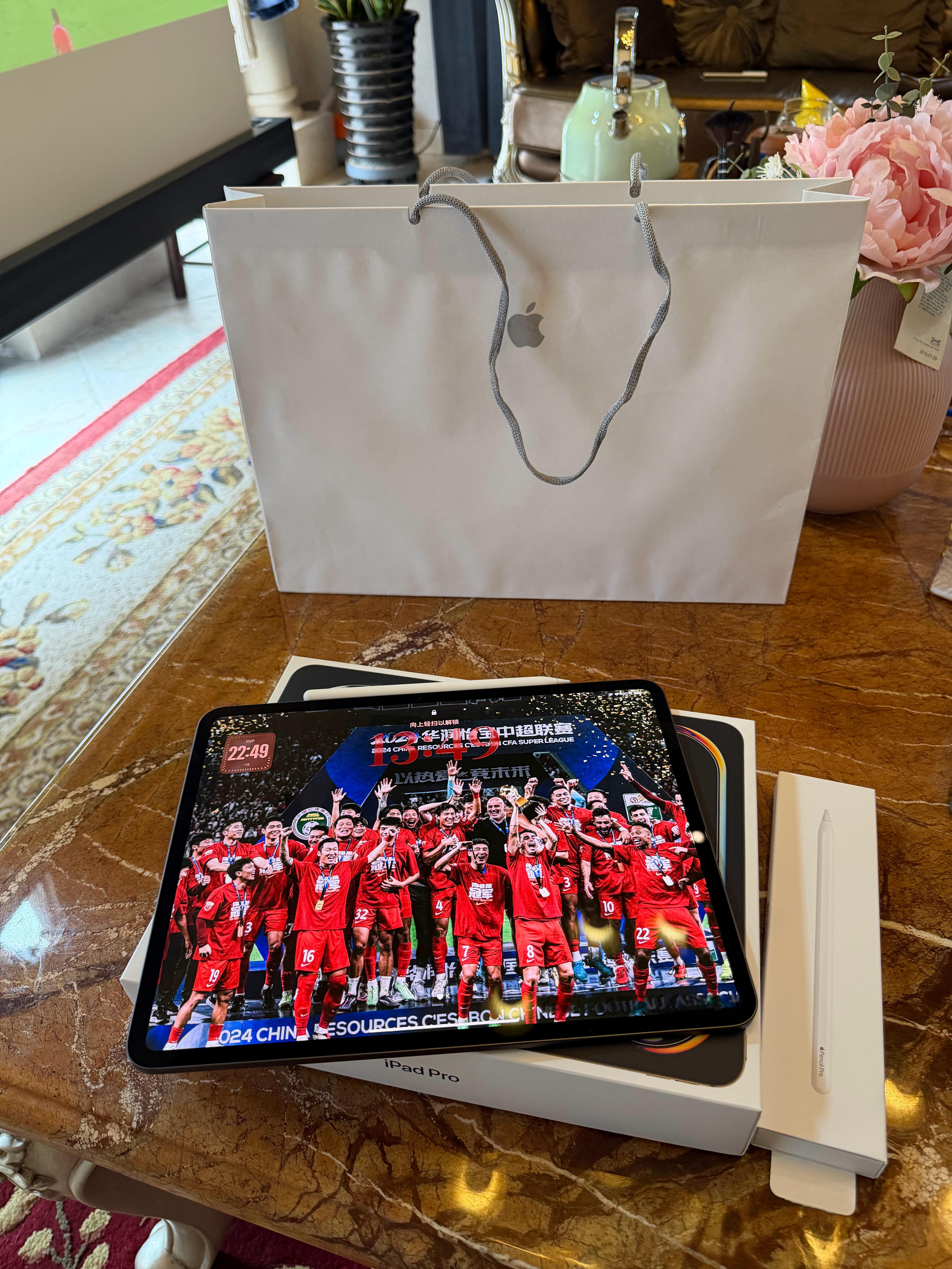 -¥14999。拆箱苹果新iPad pro我也不懂我妹不做视频，为什么对数码产品