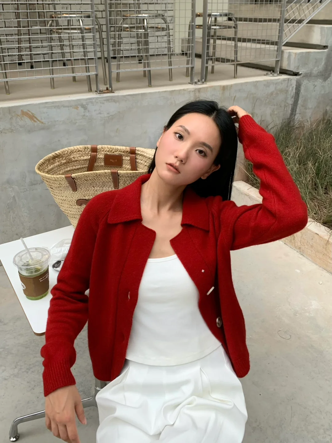 一件红色毛衣🍎