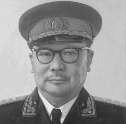 1949年，毛主席去苏联访问前，叫来李克农，对他说：“我离开北京后，你把‘040