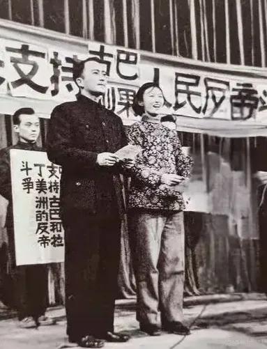 图四 难忘的镜头，电影《家》梅表妹与觉新
比电影中的镜头更难忘的应该是1958年