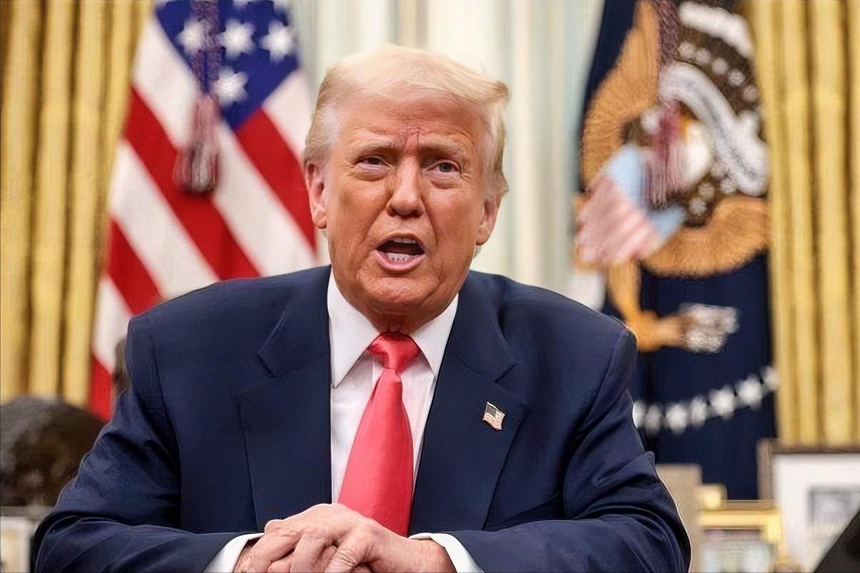 美国主动找中国了
当地时间2月9日，美国财长贝森特公开承认：在上周，美国派出了高