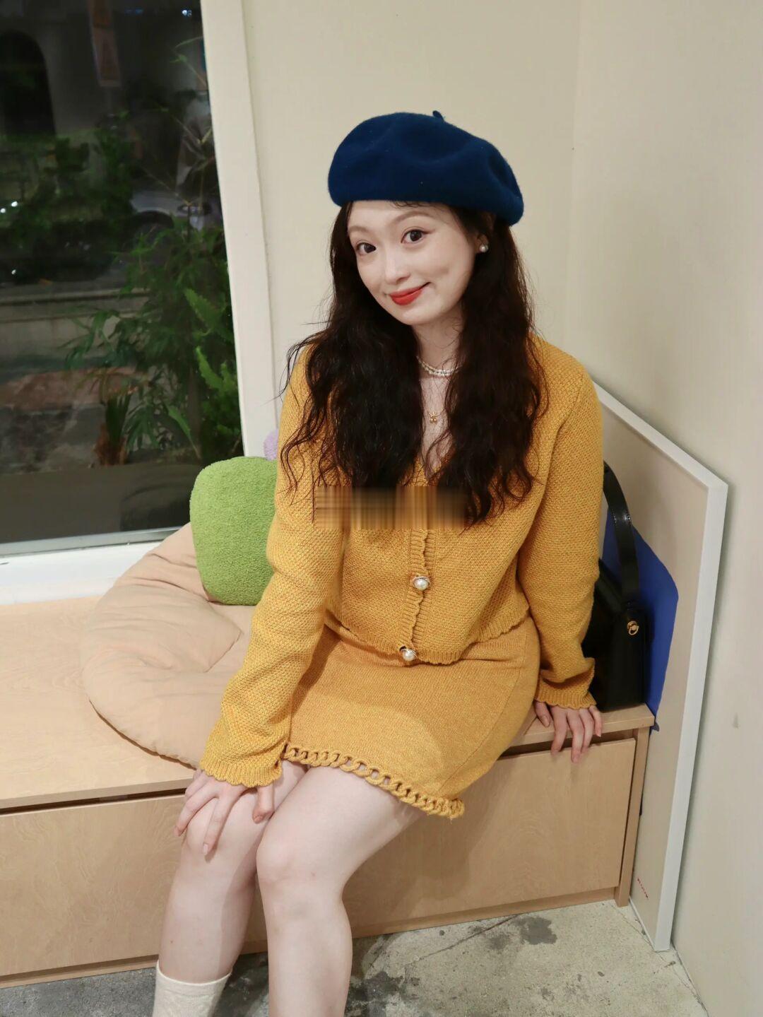 微胖女孩秋天的漂亮衣服也太多啦！！！