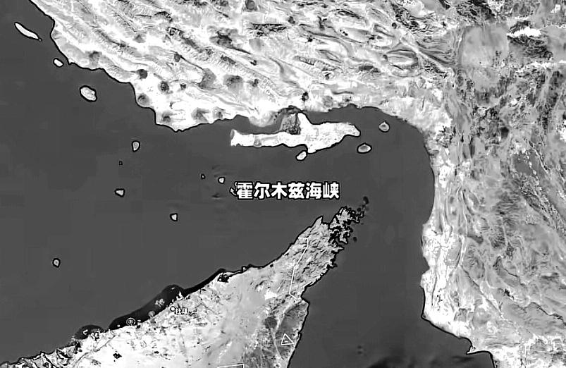 美国非法绑架马杜罗，抢占委内瑞拉石油，让一滴油也不卖给中国，我们忍了。
美国唆使