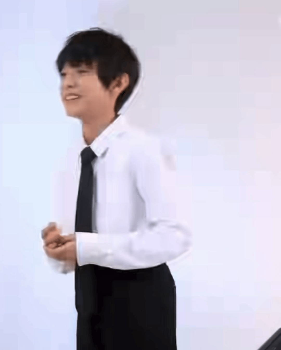 又发现了一丢丢幼犬的萌萌物料 