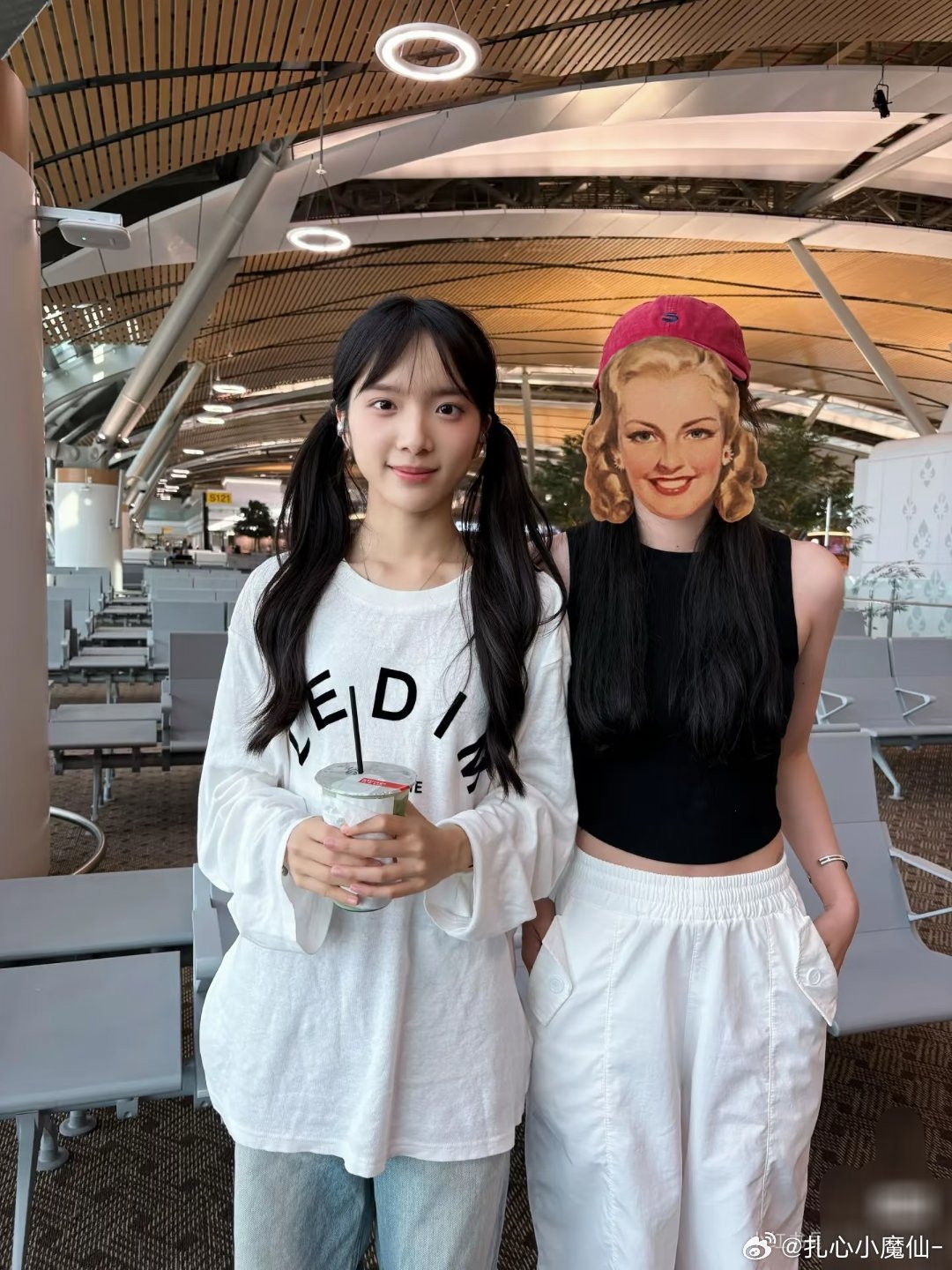 网友曼谷机场偶遇李思潼 