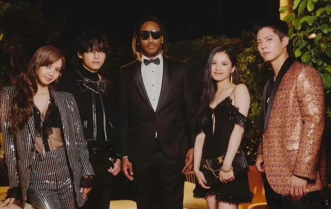 张婧仪怎么每次一去国外就变得特别能打从Celine到Burberry的国外同框 