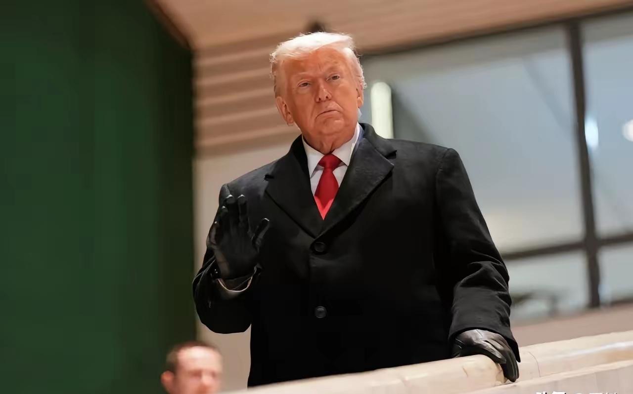 不能等，美国公开喊话中国
当地时间27日，特朗普在迈阿密出席活动时，面对记者提问