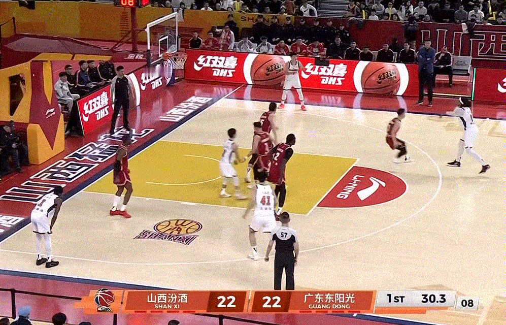 袁帅啊袁帅，关键时刻你是真够拉胯的呀！看你拍的短视频，那三分球是百发百中啊。可是