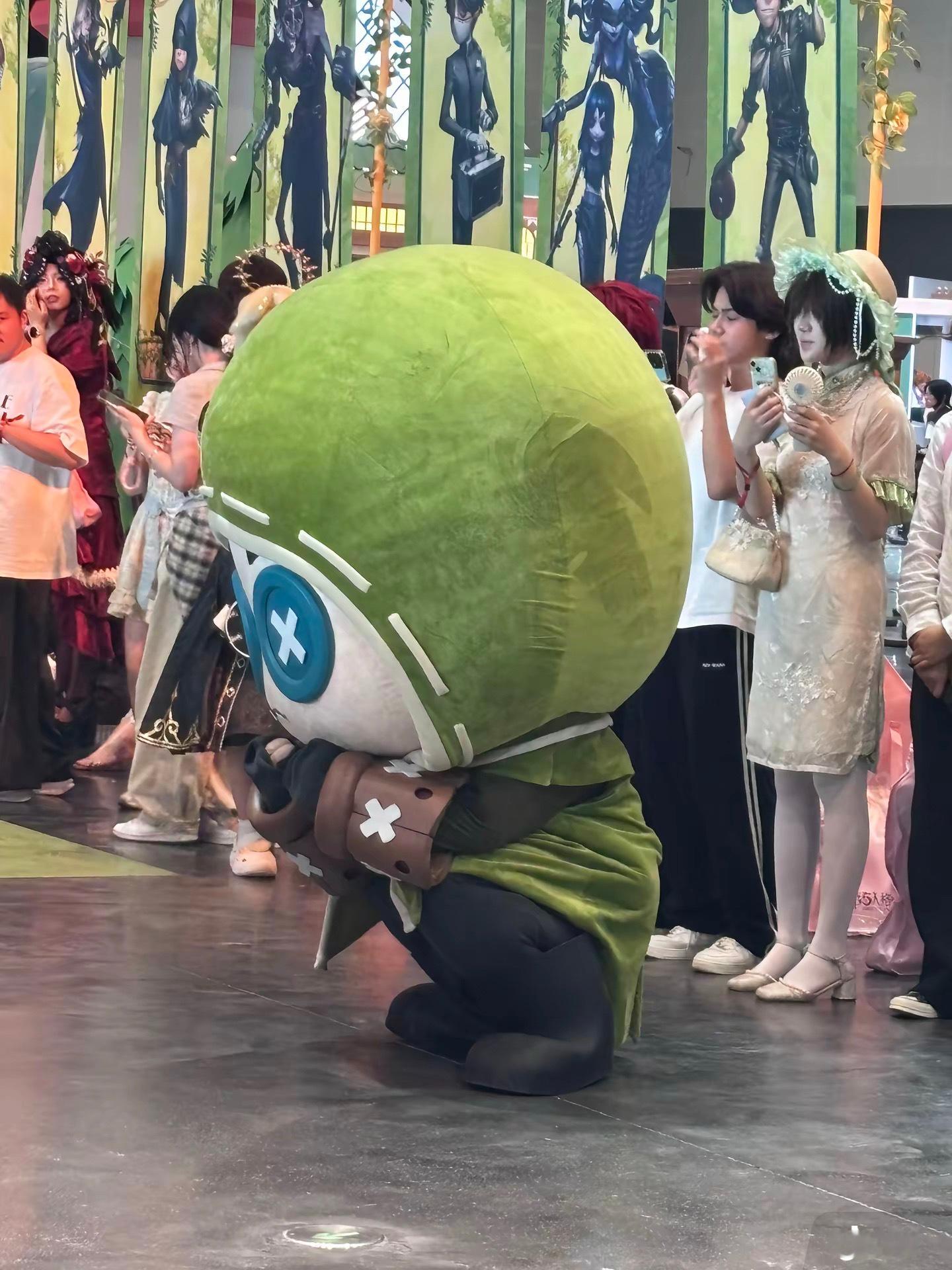 我好紧张啊还有一个小时我家小猪就生日了