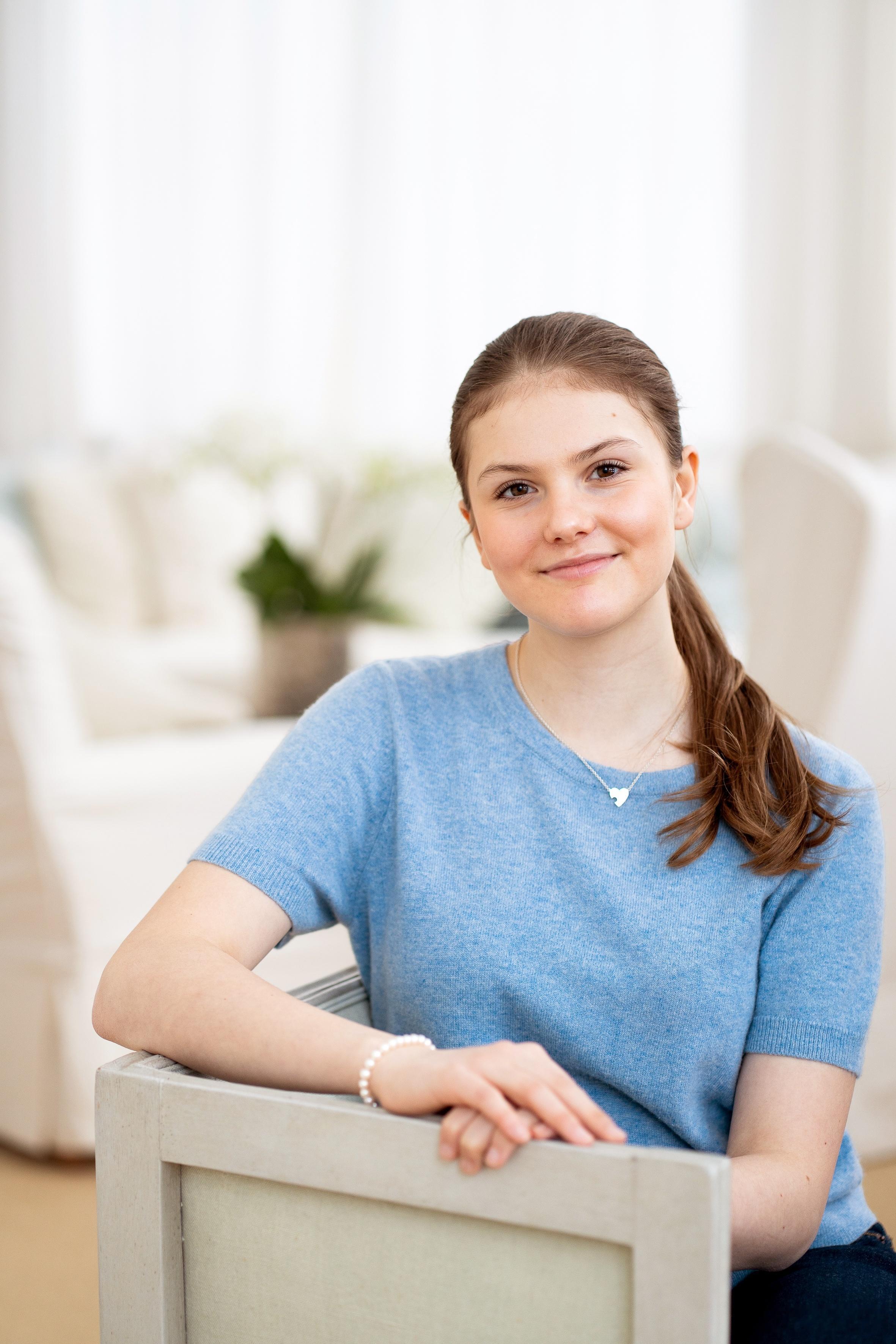 瑞典王室 🇸🇪2月23日，埃斯特拉公主14岁生日快乐。世界各国王室