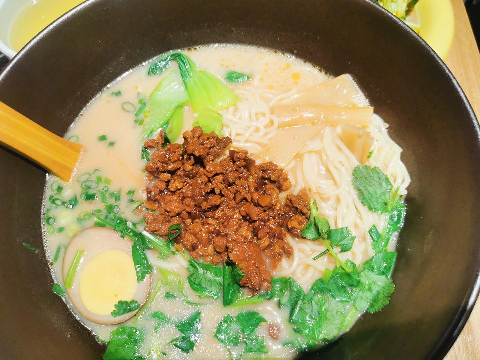 随手拍都是吃的[捂脸][捂脸]今日分享随手拍照片