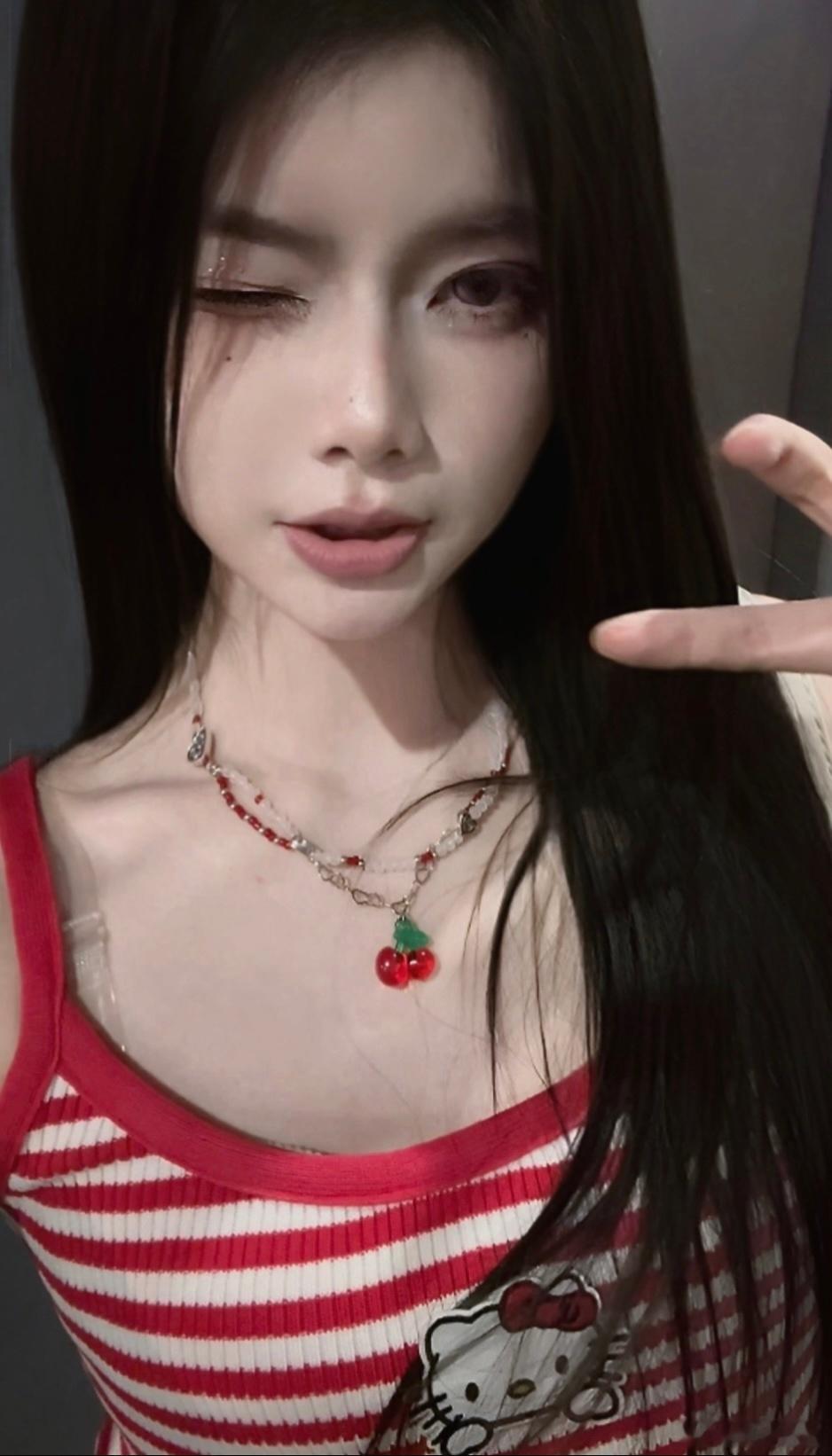 闲下来才发现自拍越来越少了