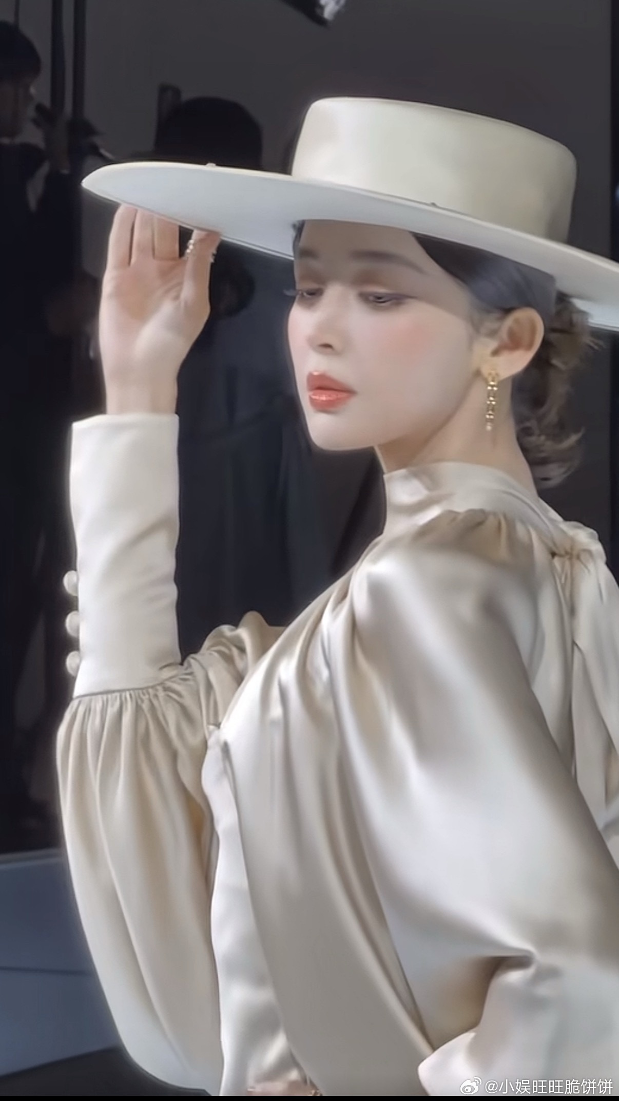 娜扎惊为天人的一次转身 