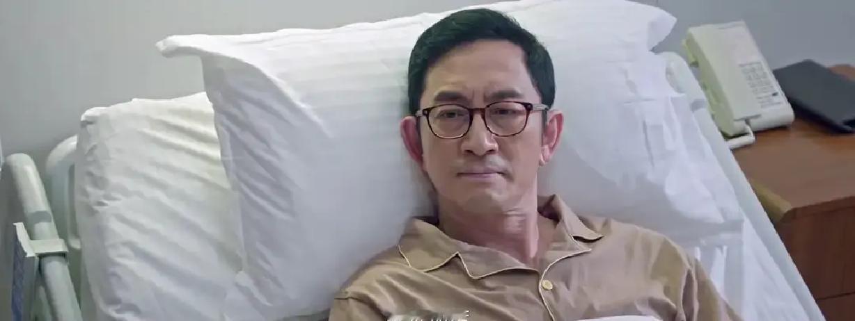 亲爸不认，她哭到全网破防
 
赵今麦新剧大结局，聂曦光在雨里吼出那句“你从没把我