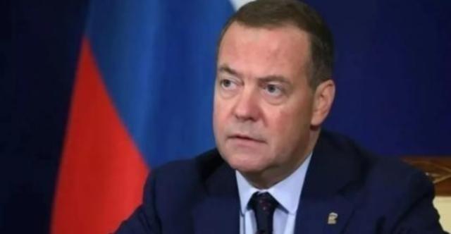 一旦战争打响，中国面临的第一波攻击，可能不是导弹，而是冻结3万亿外汇、切断SWI