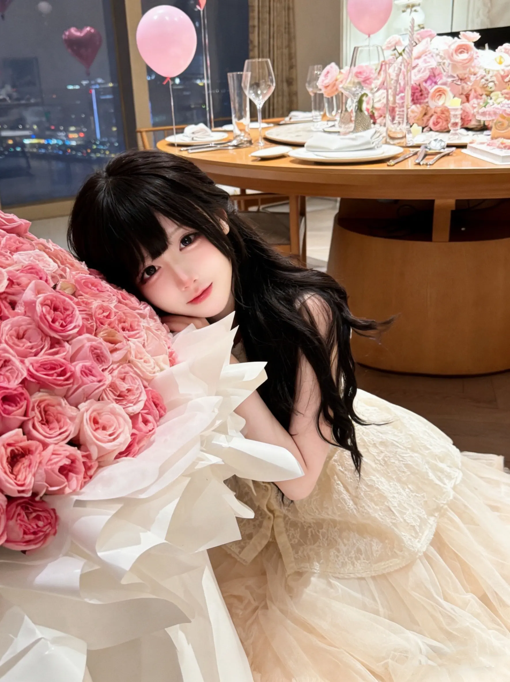 让我们一起祝这个哭也没用生日快乐