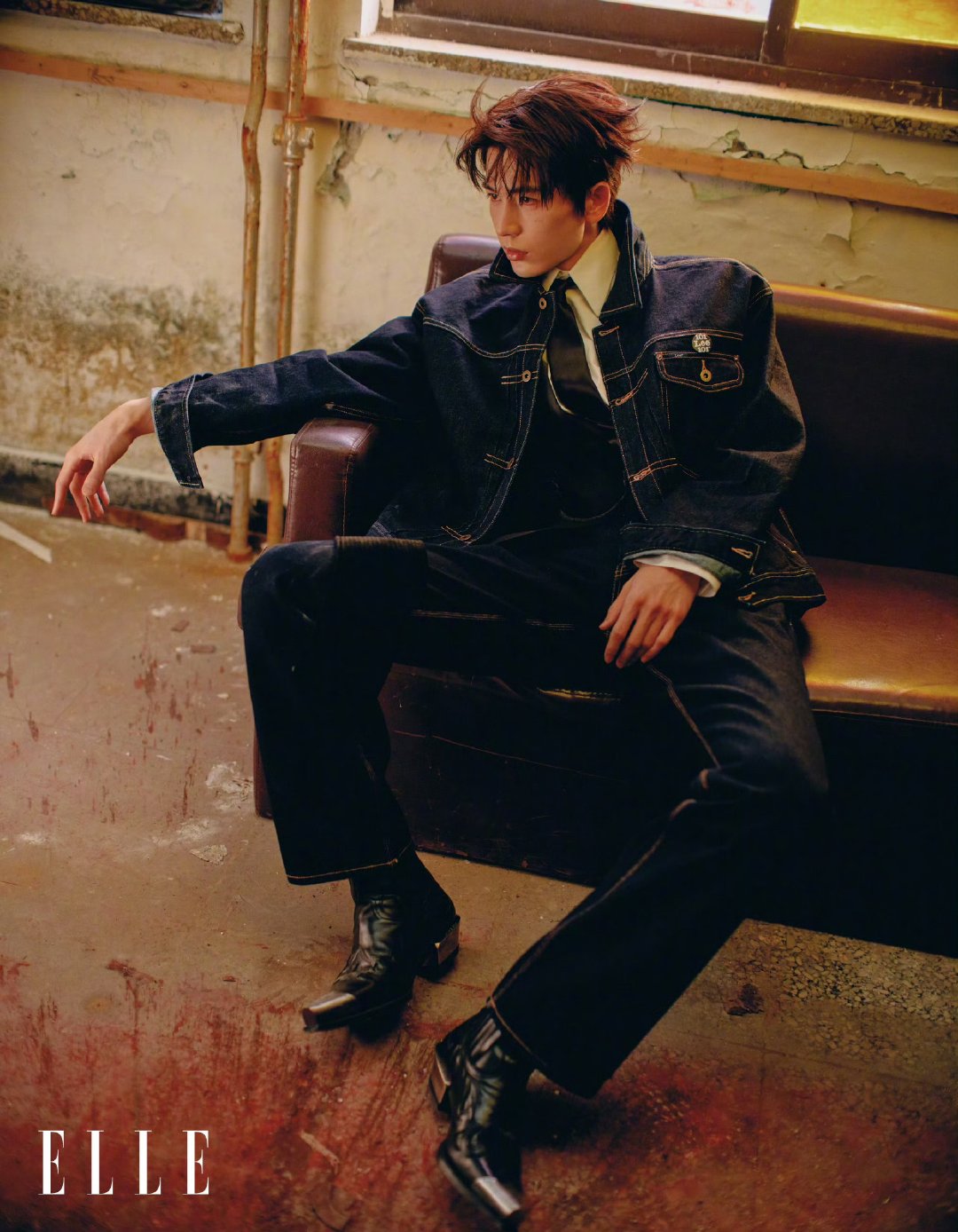 张凌赫ELLE封面销售额张凌赫真的爆了张凌赫ELLE封面销售额 