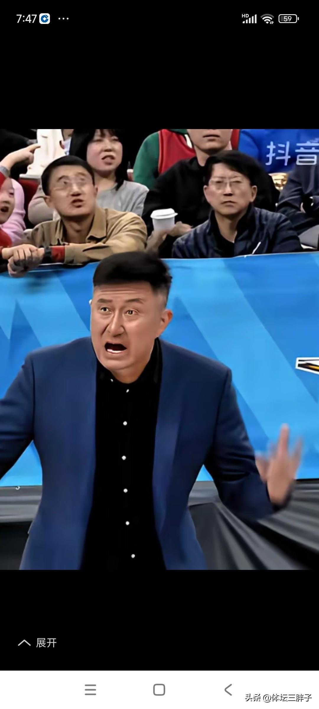 广东球迷盼大个中锋内线，可能已经盼的走火入魔了，杜峰再糊涂也不可能把李炎哲弄过来