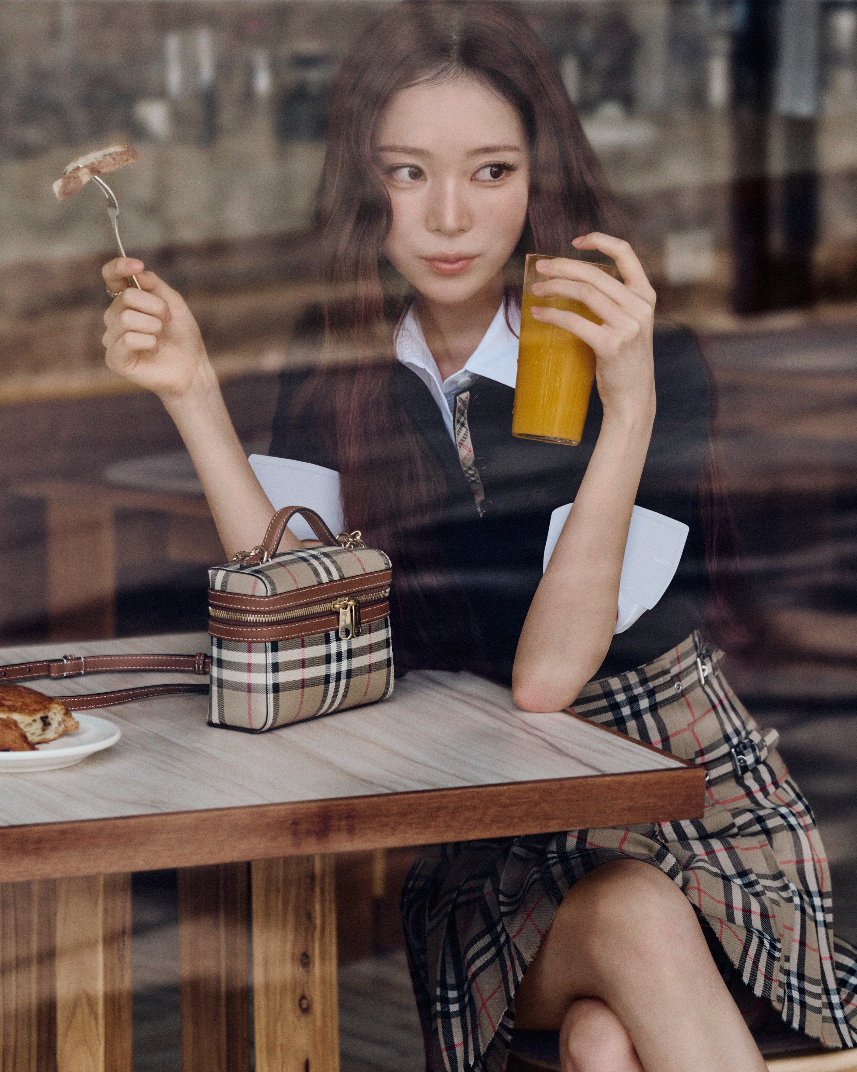 Narin x Burberry 时尚灵感解读 Narin出镜Burberry全