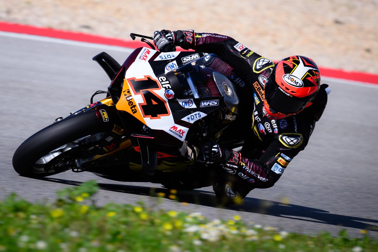 WSBK葡萄牙站：Sam Lowes虽然落后50分，但我觉得他反而可以彻底放开跑
