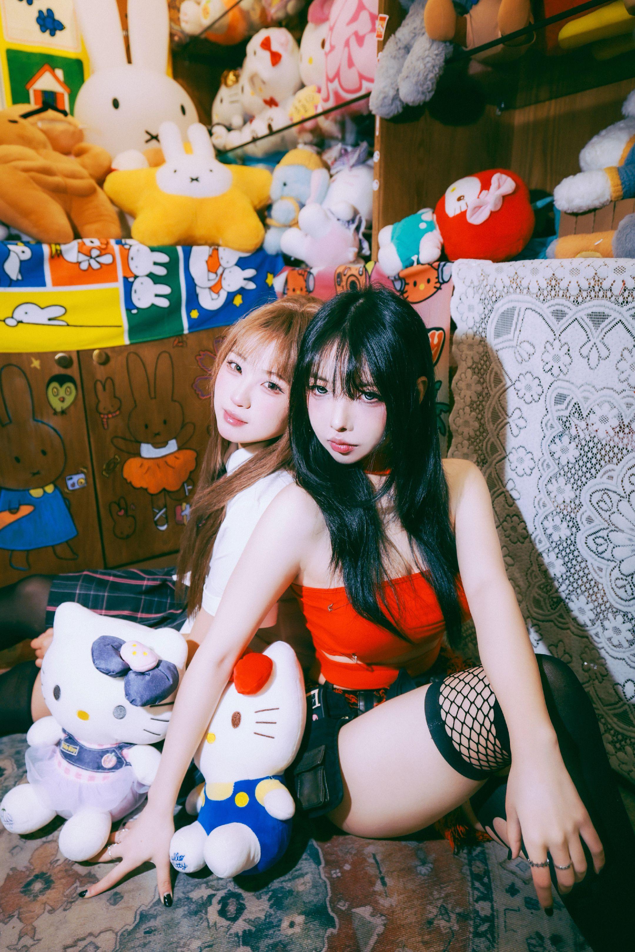 玩偶屋里的辣妹心跳。