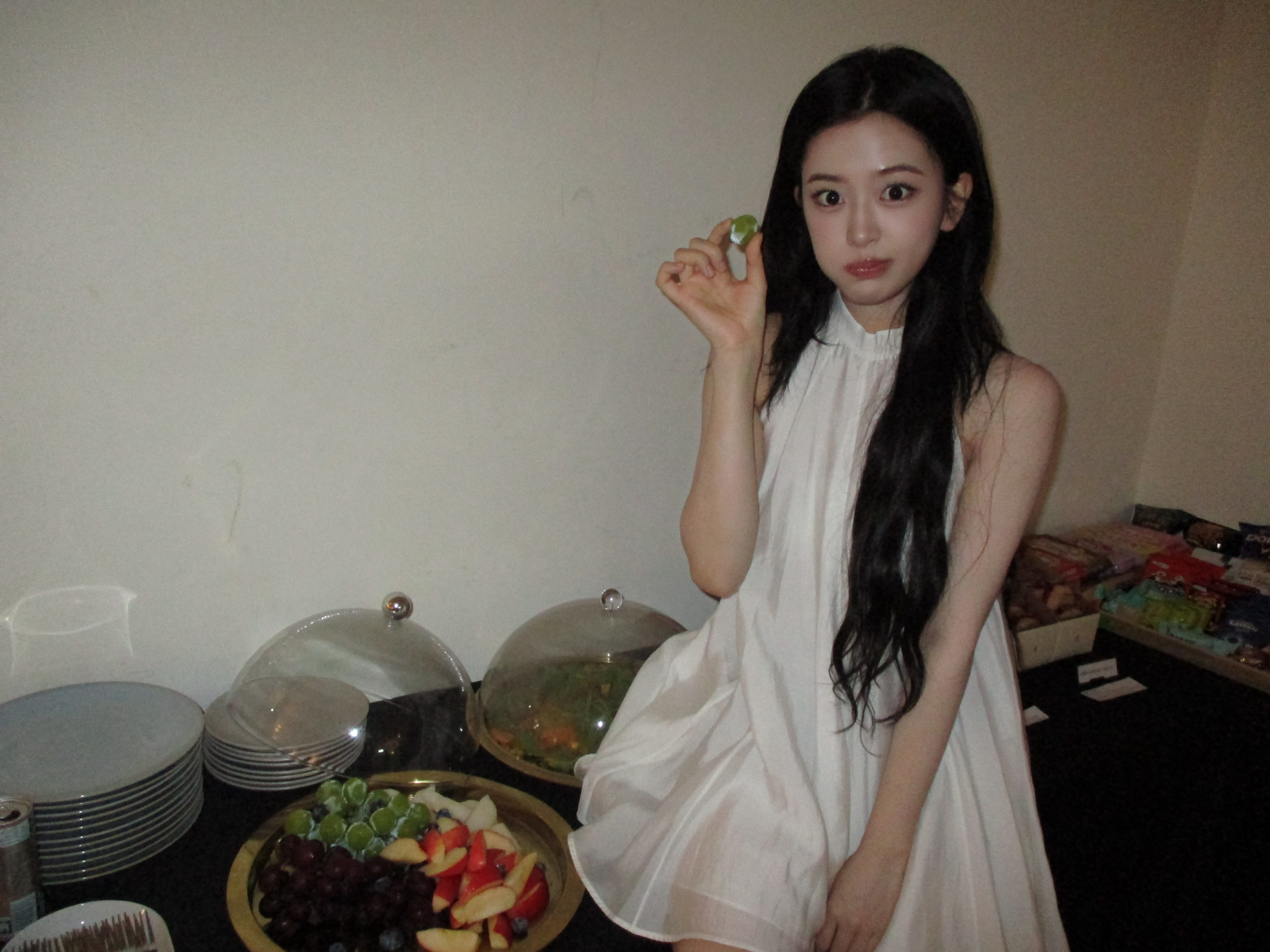 260918 _yujin_an 宥真尼更新🤍🍓🎶Yel - JUST A