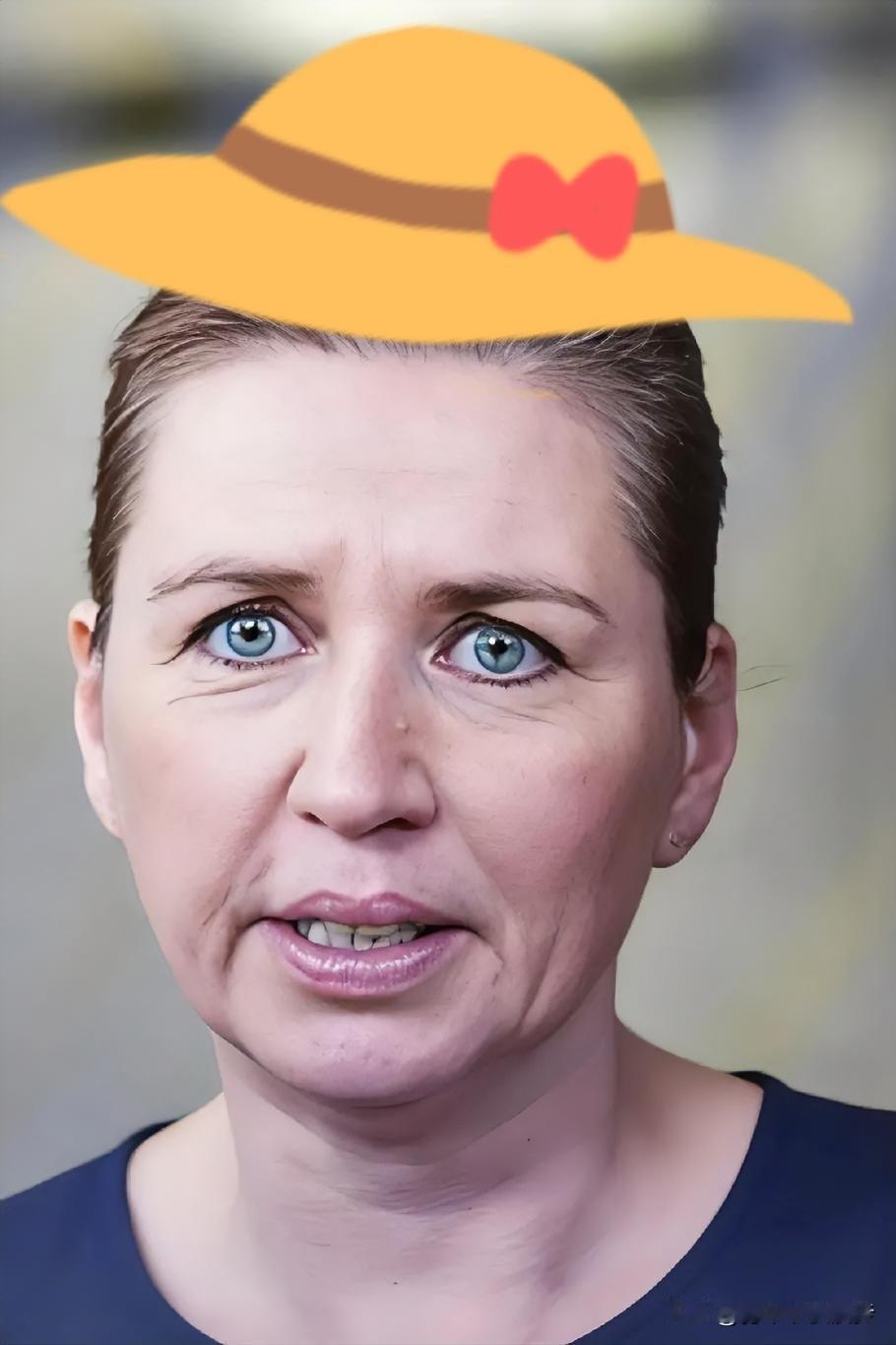 丹麦的两个国际笑话：一、丹麦女首相为了讨好美国，像疯狗一样咬中国，结果美国现在要