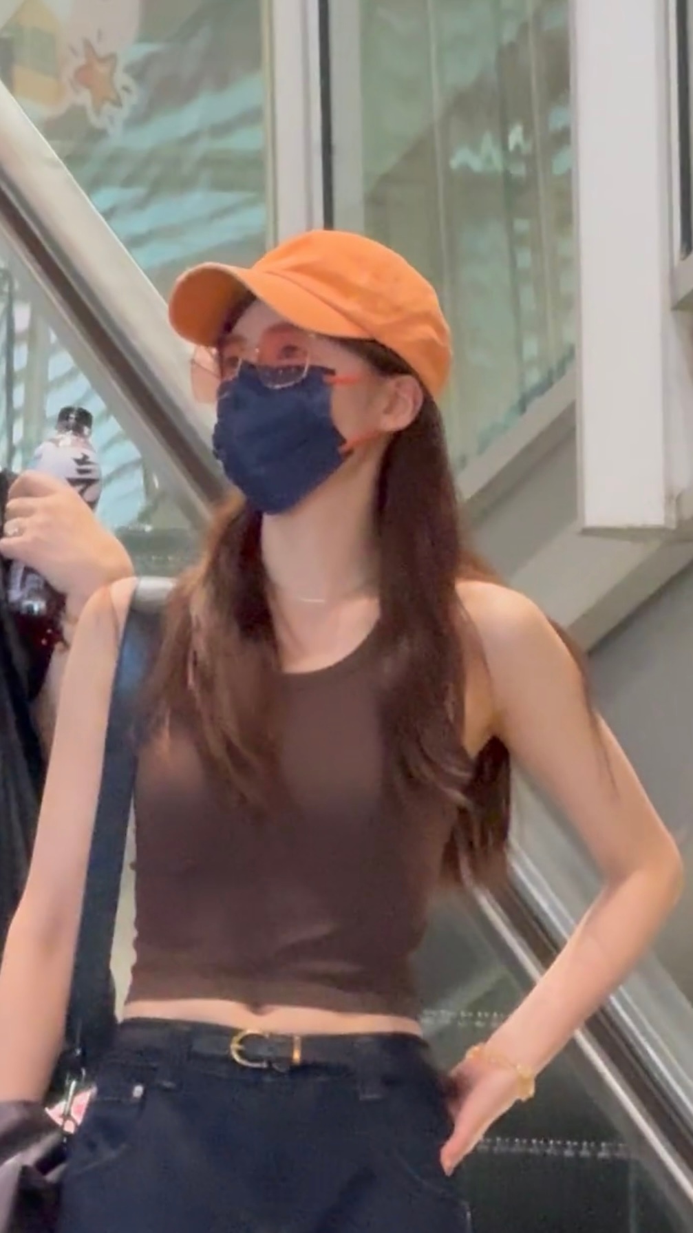 我去…这身材绝了🥵老公露腹肌了🥵 ​​​