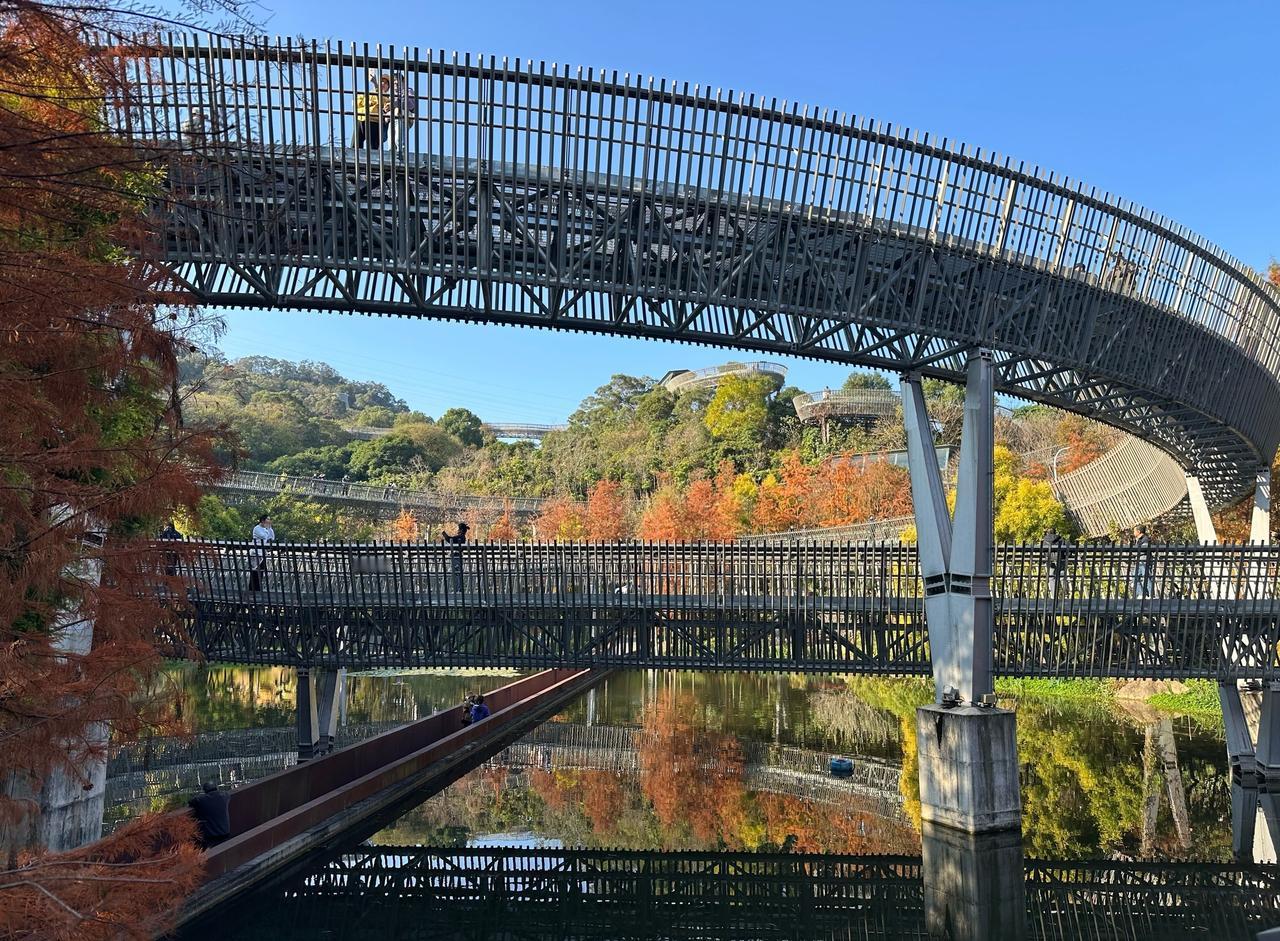 来福州必走福道！空中漫步山海城，小众又出片
📍福州 福道
福道的设计感真的太绝