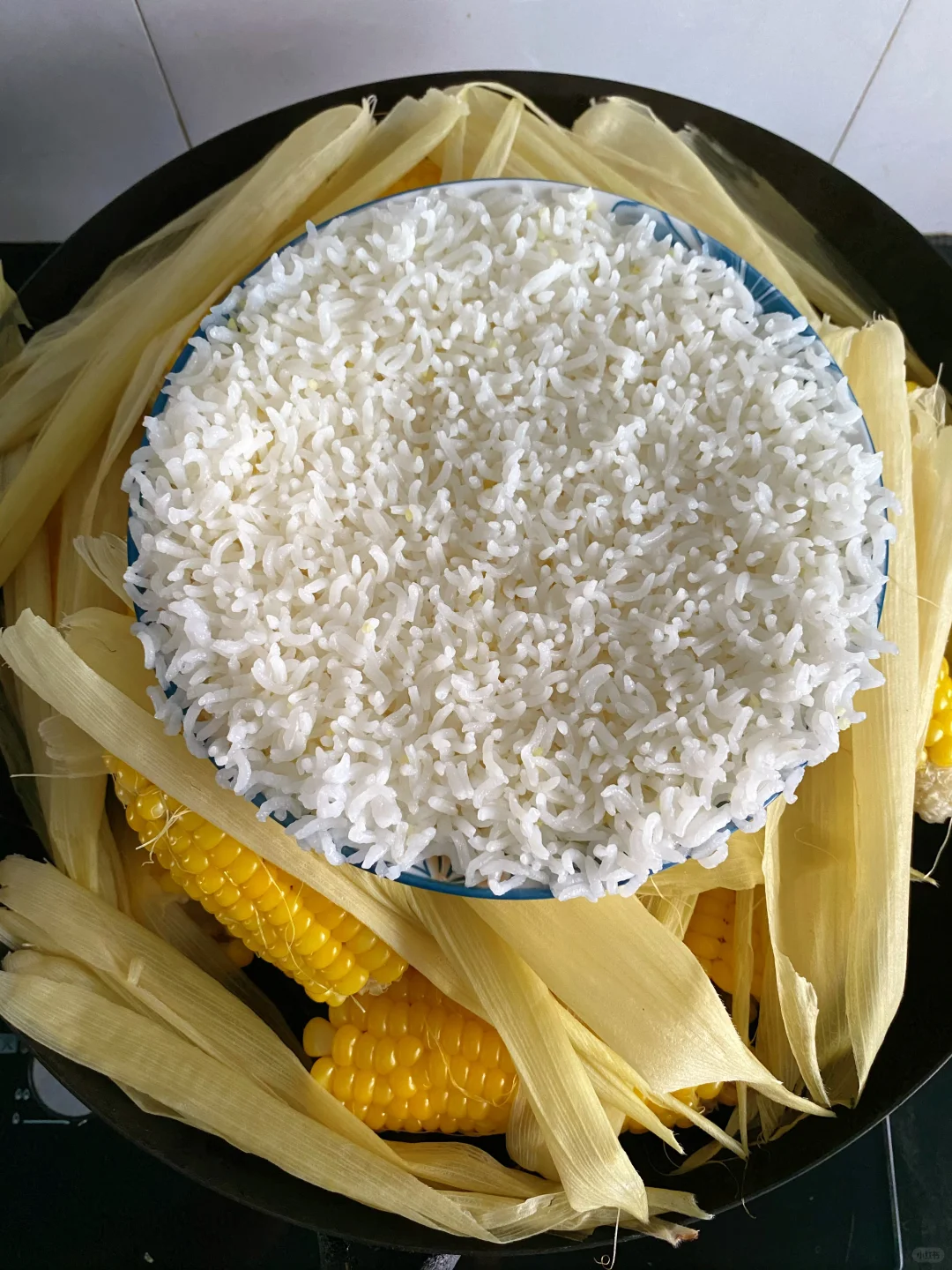 烀黏苞米🌽蒸米饭🍚柿子炒鸡蛋