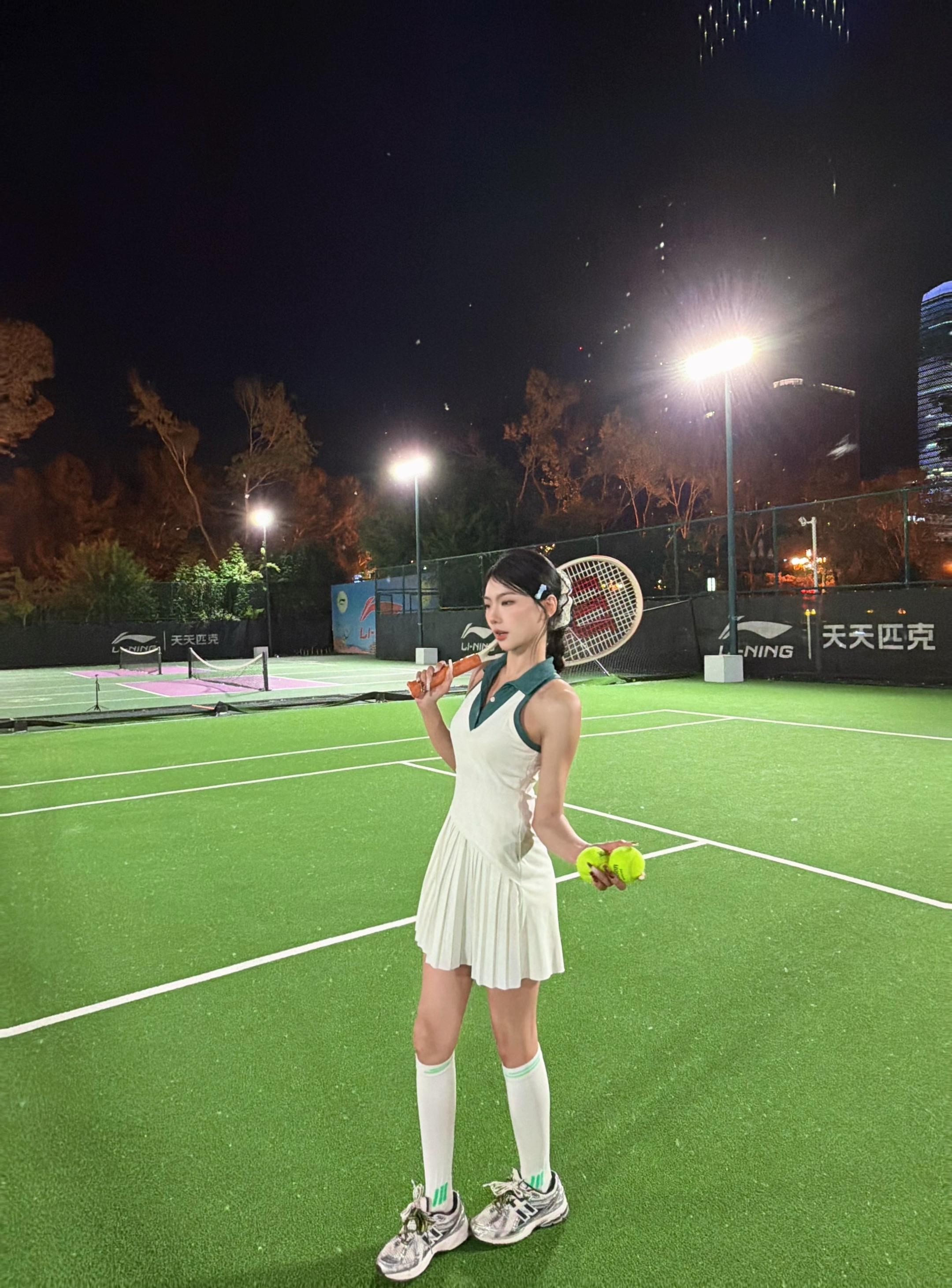 到底多快的发球 才能打进你的心里🎾   🎾女孩