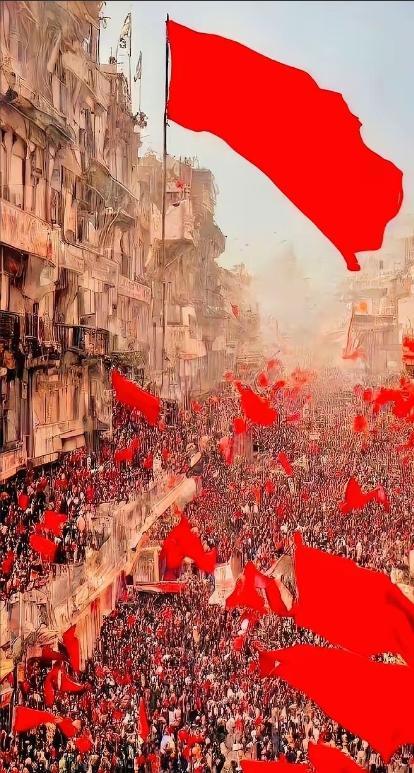 都别猜了，网上那些天天喊着“中日单挑”的人，摆明了就是不懂国际地缘政治的残酷。真