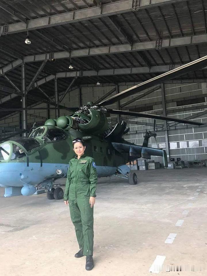 缅甸空军 Mi-35P 雌鹿