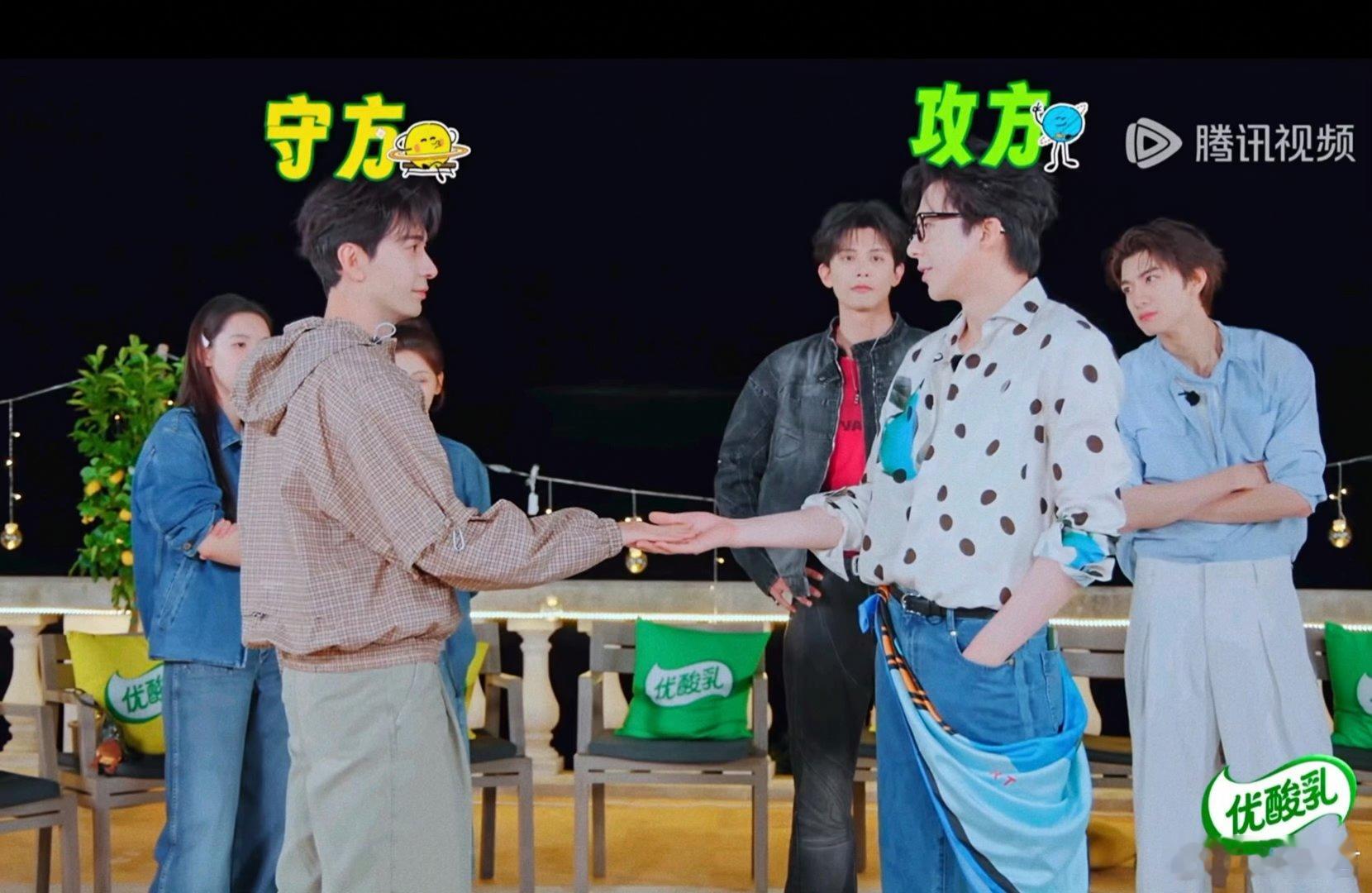 刘宇宁好帅的速攻流 就那样轻松地站着，反问一句“你想赢吗”，然后就已经赢了。 