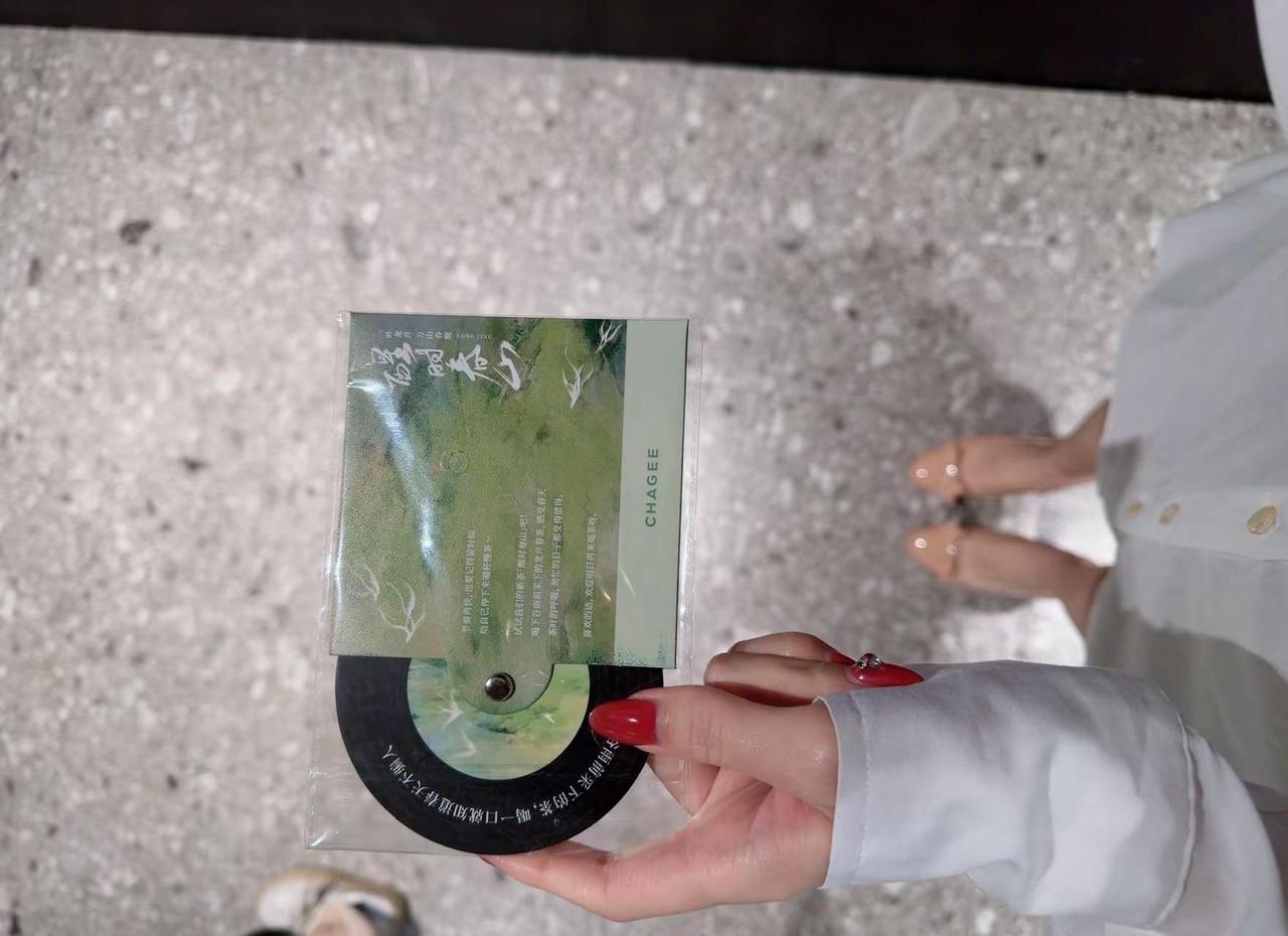 你说你有点难追 想让我知难而退 深圳温度大跳水，是要冷死谁🥶