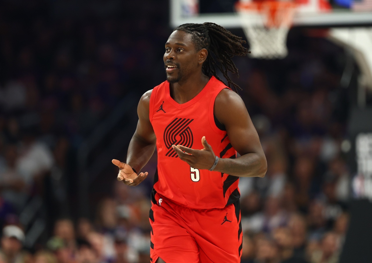 Brett Siegel报道，开拓者已将朱·霍勒迪摆上交易市场。 nba交易