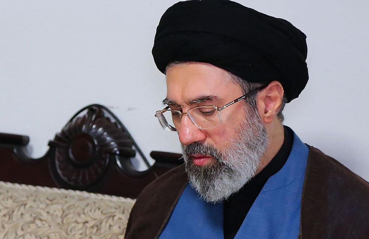 普京大帝不是白叫的！值得世界尊重！大国担当，讲义气，敢与恶霸做对立面，锦上添花易