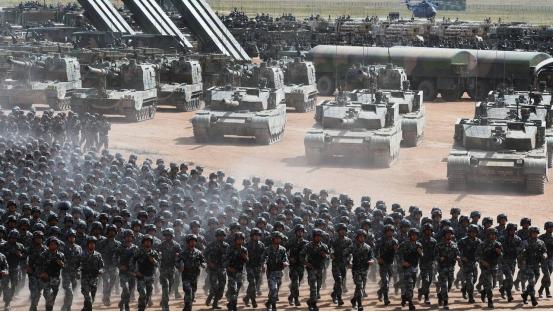 为什么现代军事演习几乎没有军这一级别的实战对抗?

很多人可能发现了，现在世界上