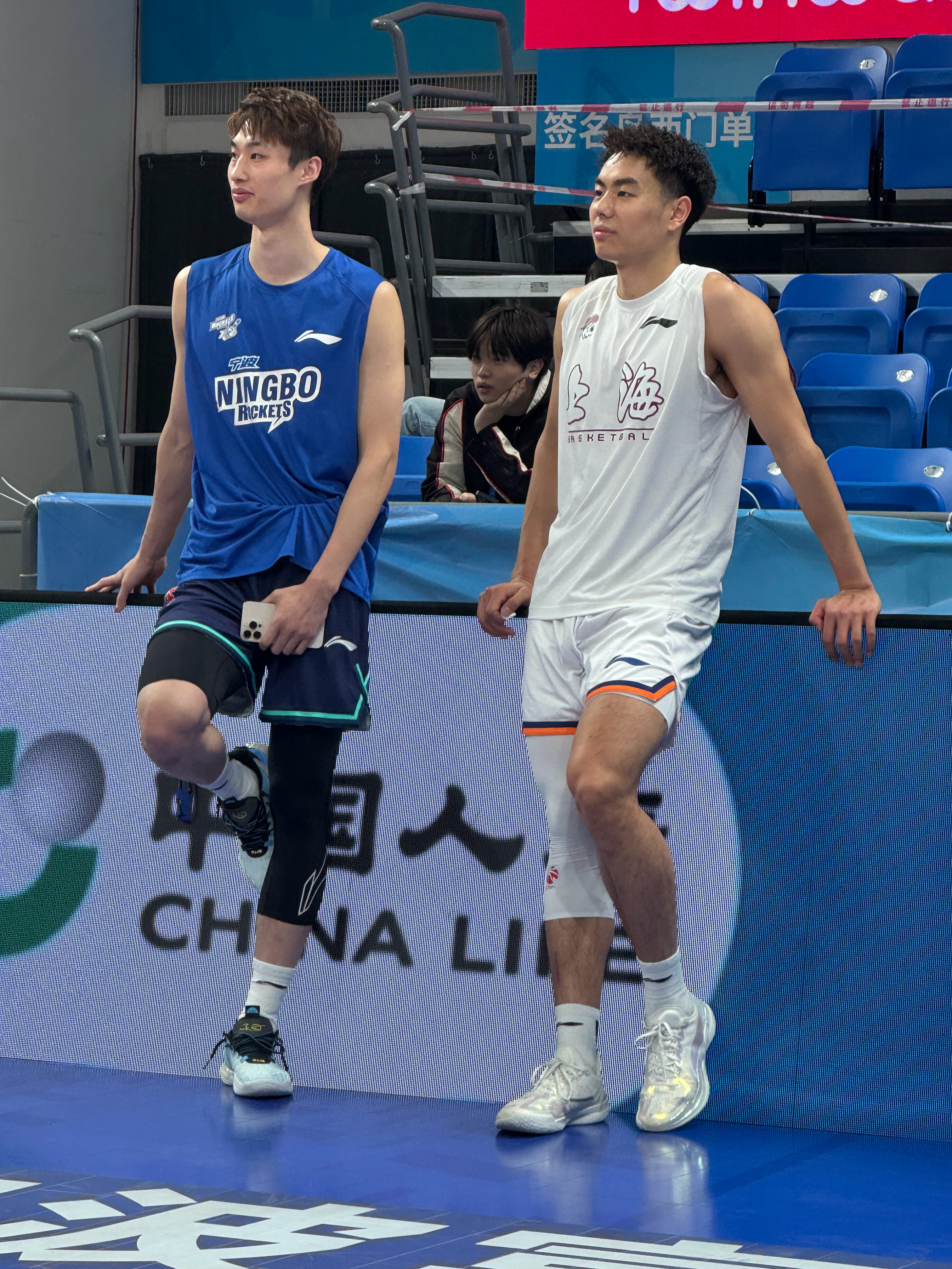 曾经的上青双子星上海久事大鲨鱼 宁波·宁波市体育发展中心体育馆