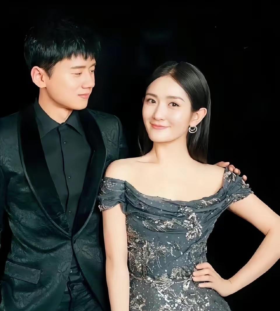 李雨桐爆薛之谦重婚还骂张杰土，谢娜凌晨直接掀桌逼道歉！
3月2日刚扔出“涉嫌重婚