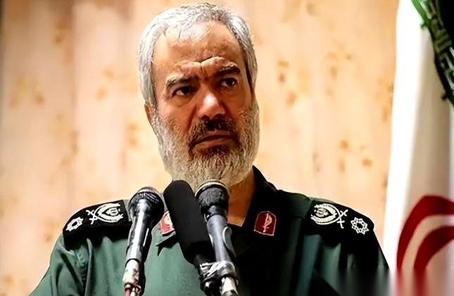 很多人盯着伤亡数字，说伊朗根本没伤到美国一根毫毛。
这种算法，是把战争当成了拳击