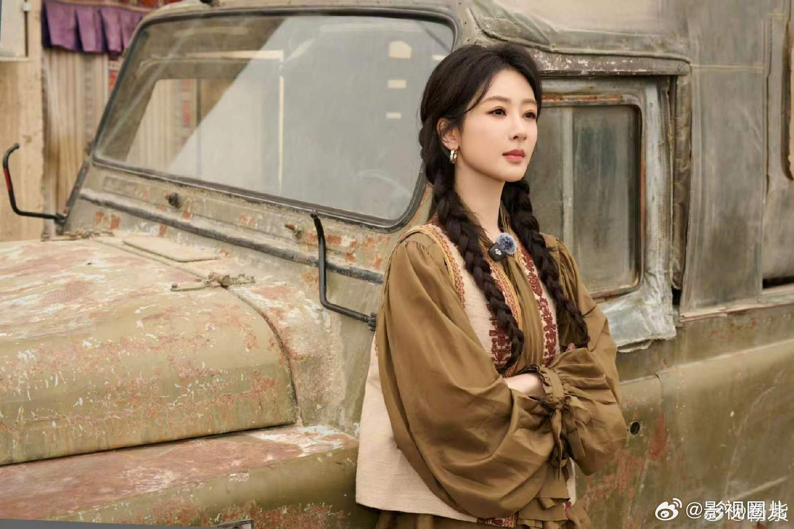 杨紫90花咖位杨紫的咖位 杨紫的咖位完全第一梯队的——爆剧女王、国民剧花、商务较