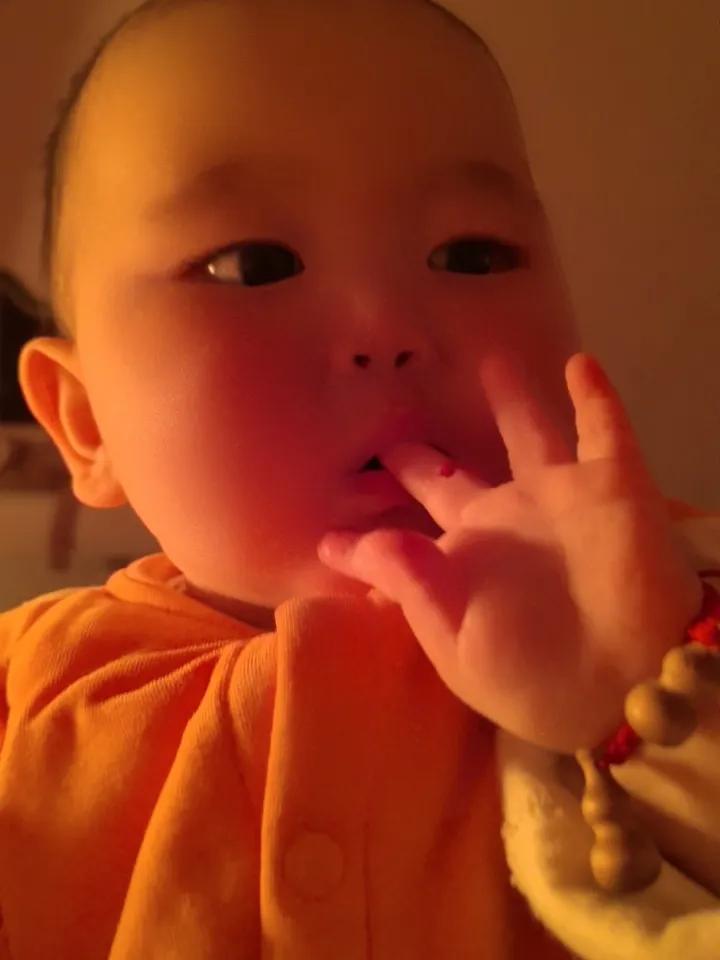 看这精神头，都没有想睡的意思😔