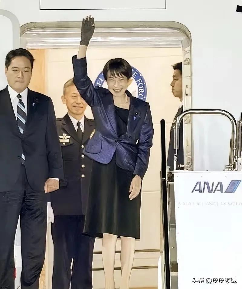 高市早苗icon这趟美国icon之行，真是把“尴尬”俩字写脸上了。

3月18日