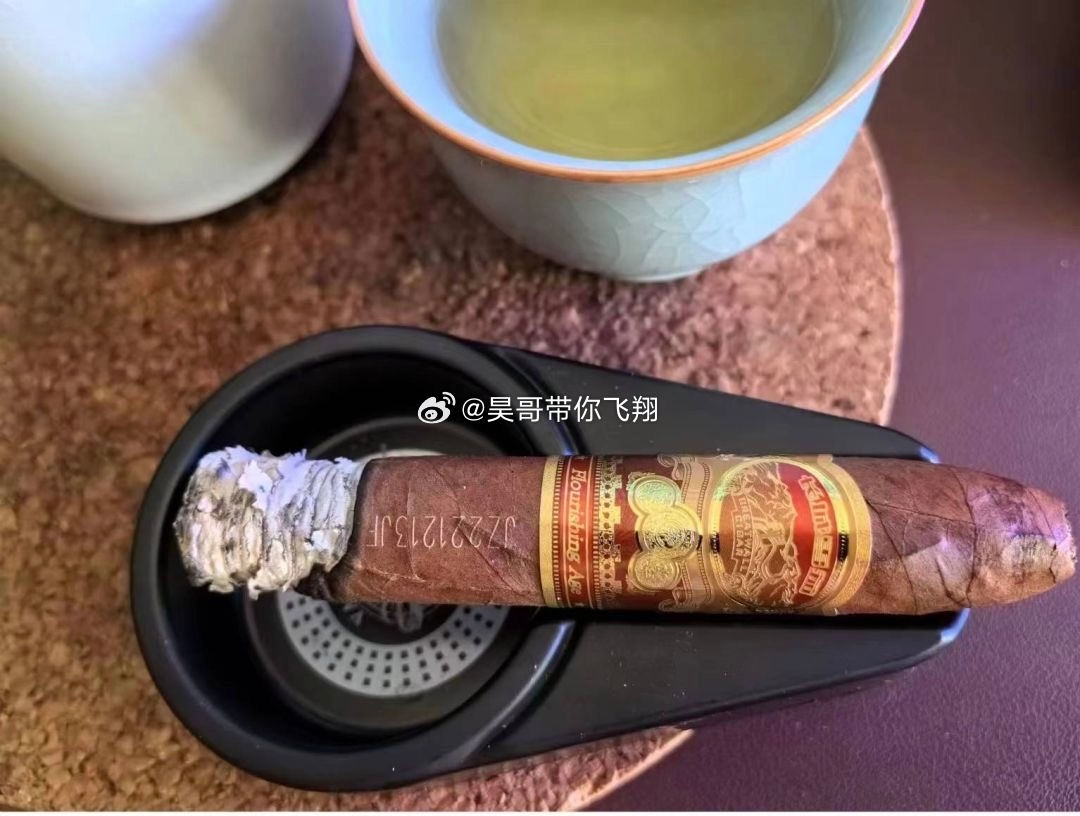 周末结束，明天早起继续朝着幸福前进黄金