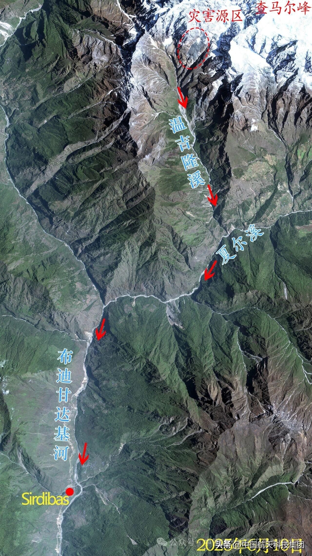 【陆地卫星目击尼泊尔10.11山洪】尼泊尔中北部的布迪甘达基河11日清晨突发洪水