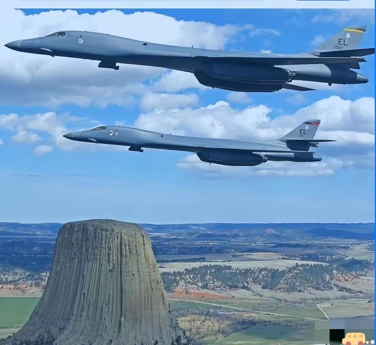 不用打，美军在南海自己掉下来两架军机！这场半小时内的“连环坠”，哪是什么意外，更