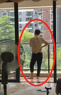 这或许是中年人最害怕的事情了！广东佛山，丈夫和妻子人到中年突然双双失业，以前和和