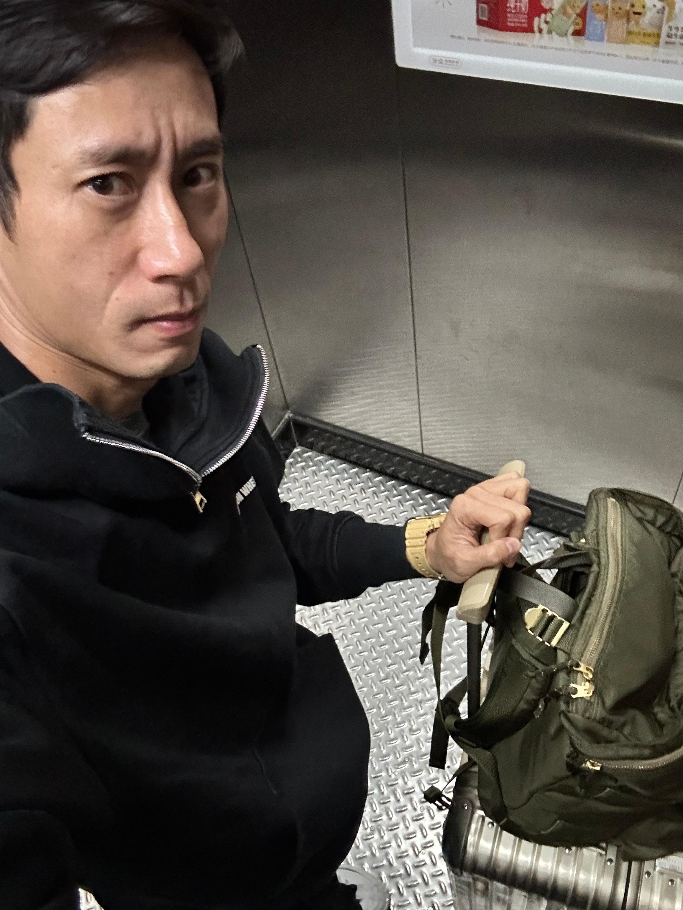 开工，日日都起得比鸡早[二哈][二哈] ​​​