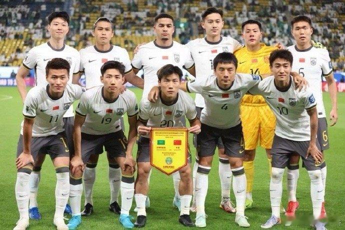 23人阵容提前产生！国足对阵印尼23人名单提前确定国足将乘坐北京时间6月2日下午